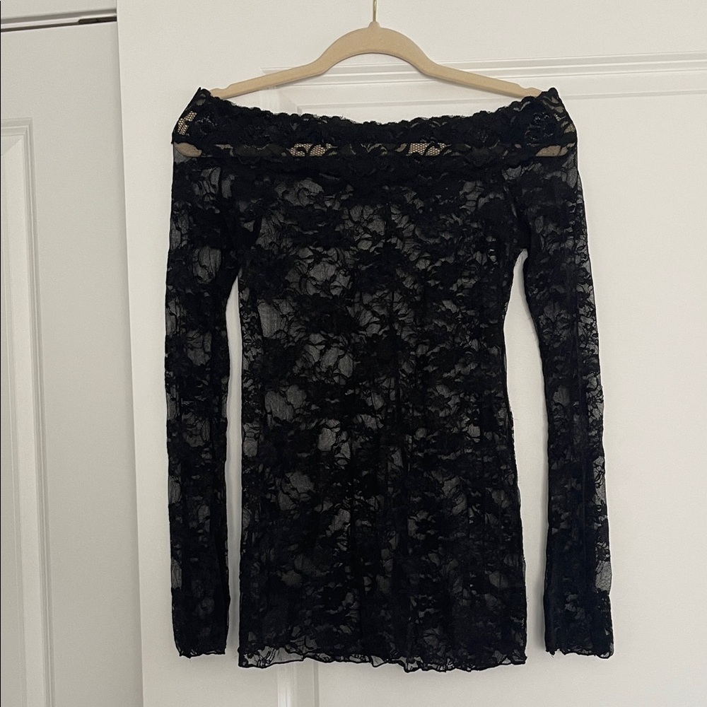 Elegant Black Lace Off-Shoulder Dress
